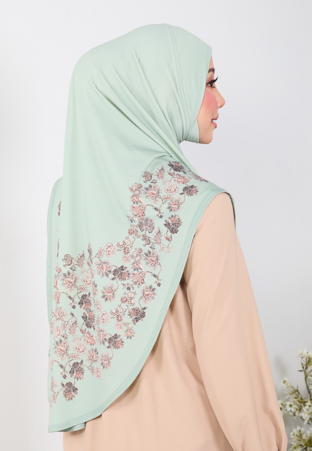 TIARA SARYNA PTD S/A LABUH
