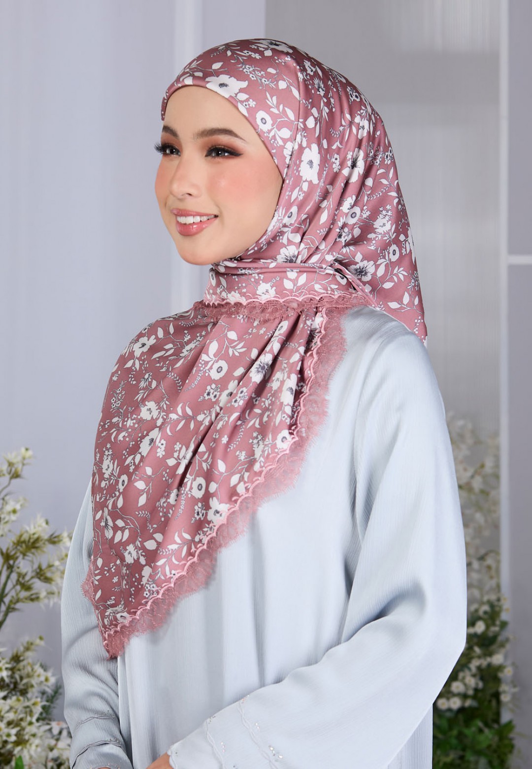 SQ BIANCA PTD WITH LACE