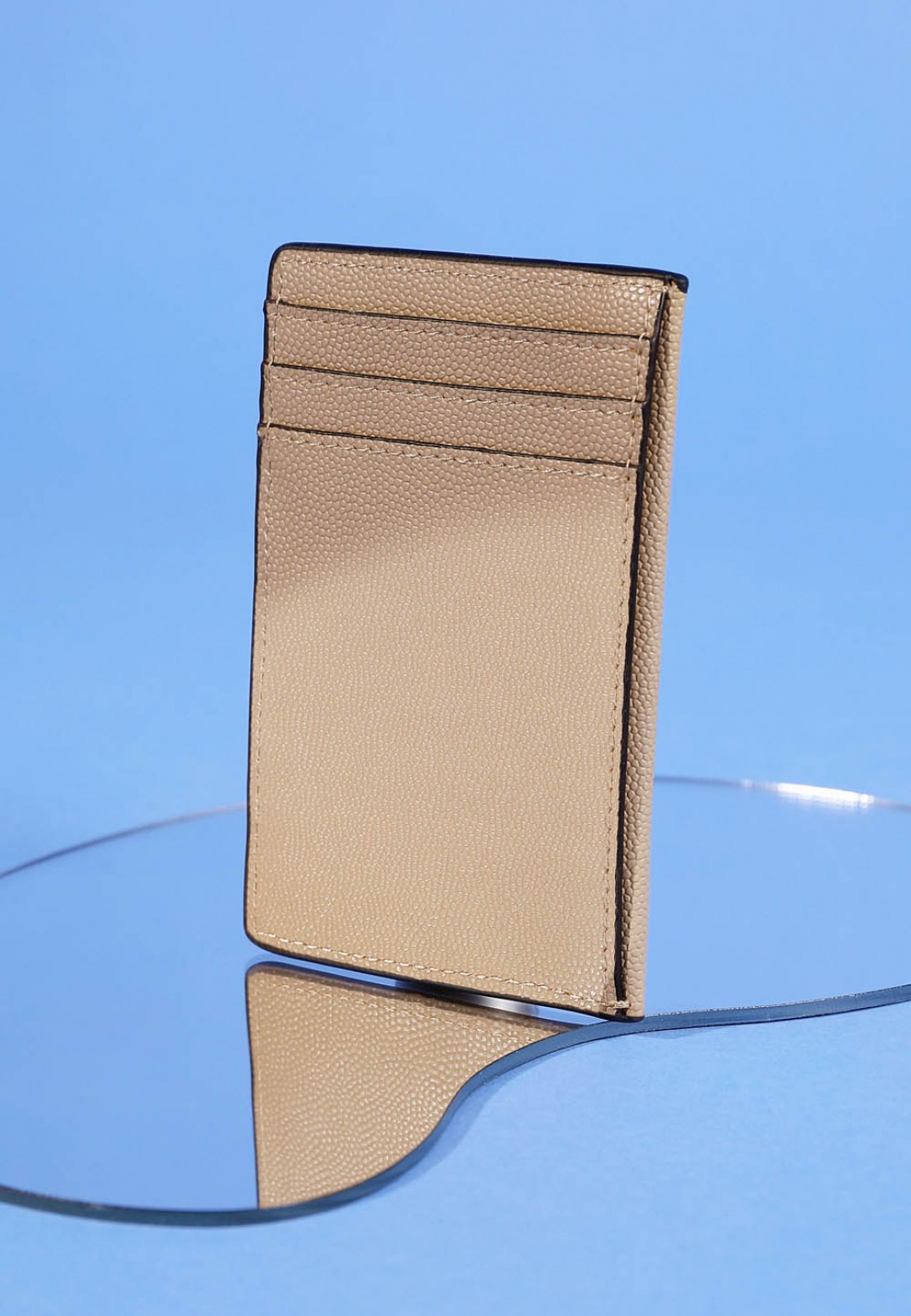 CARD HOLDER