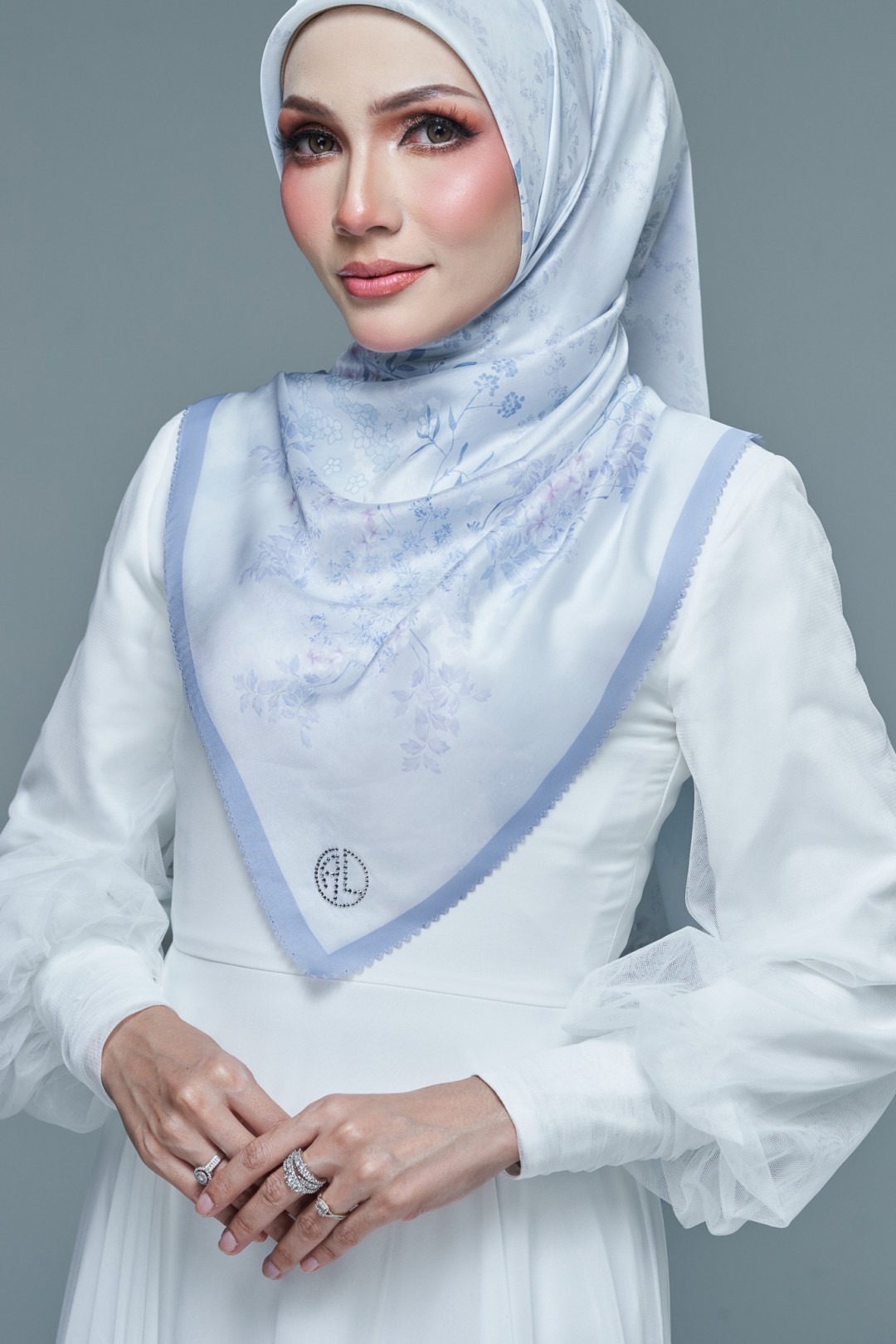 SQ SARA VOILE LASERCUT