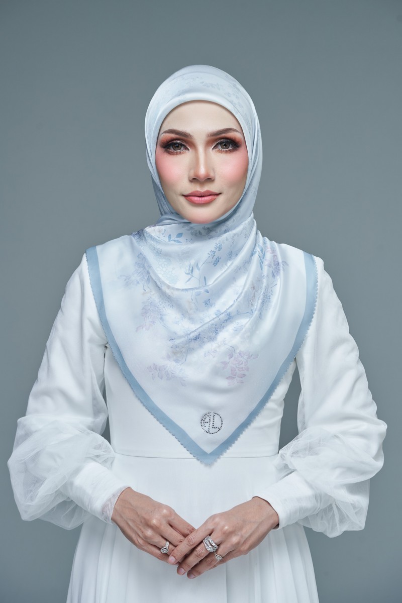 SQ SARA VOILE LASERCUT