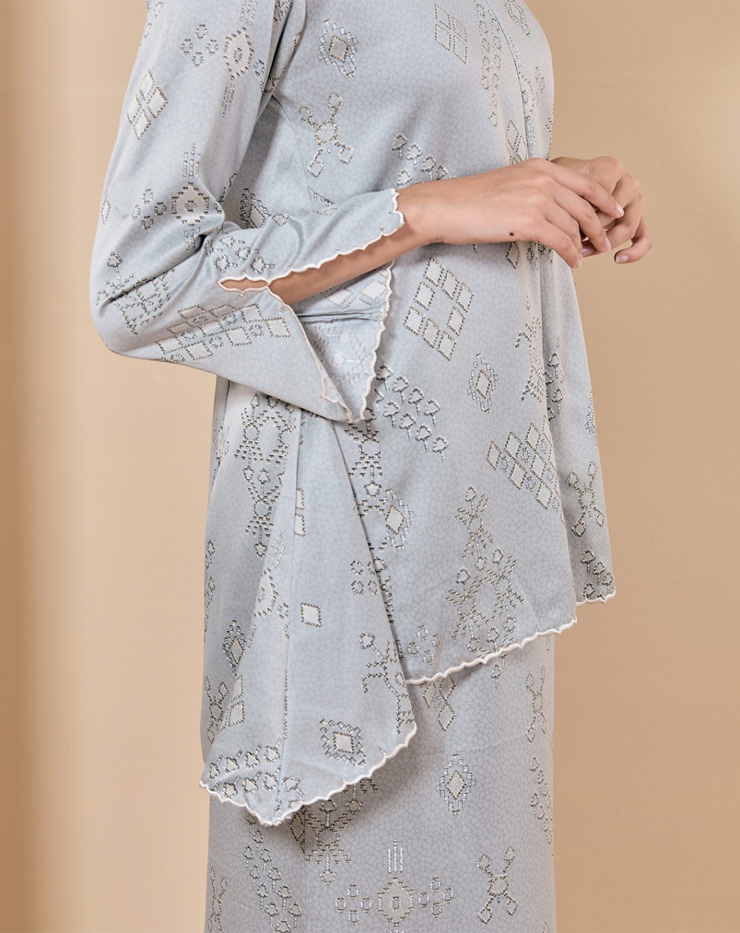 SHAEERAH BAJU KURUNG