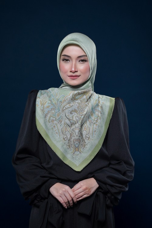 SQ SHEILA VOILE PTD LASERCUT 189