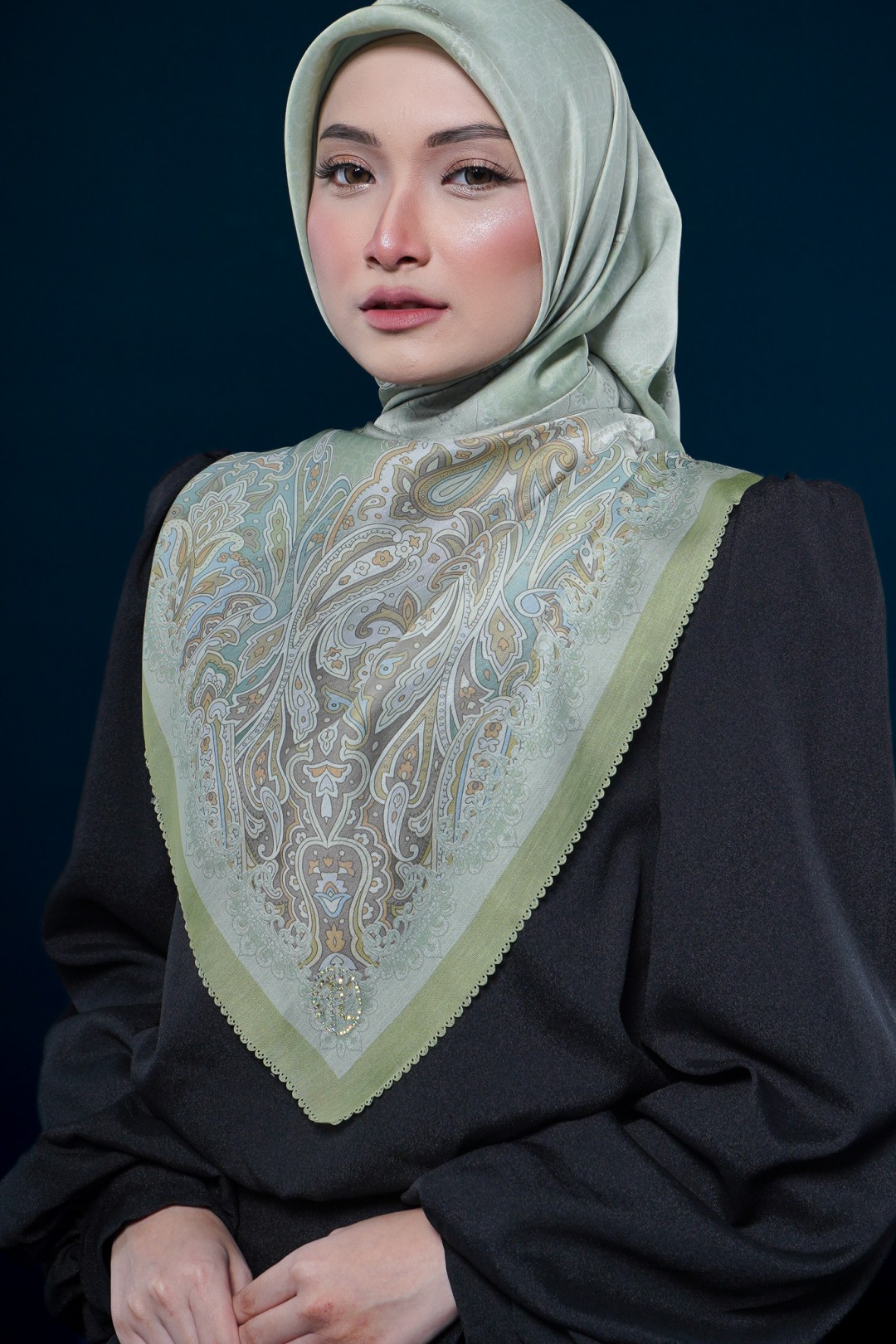 SQ SHEILA VOILE PTD LASERCUT 189