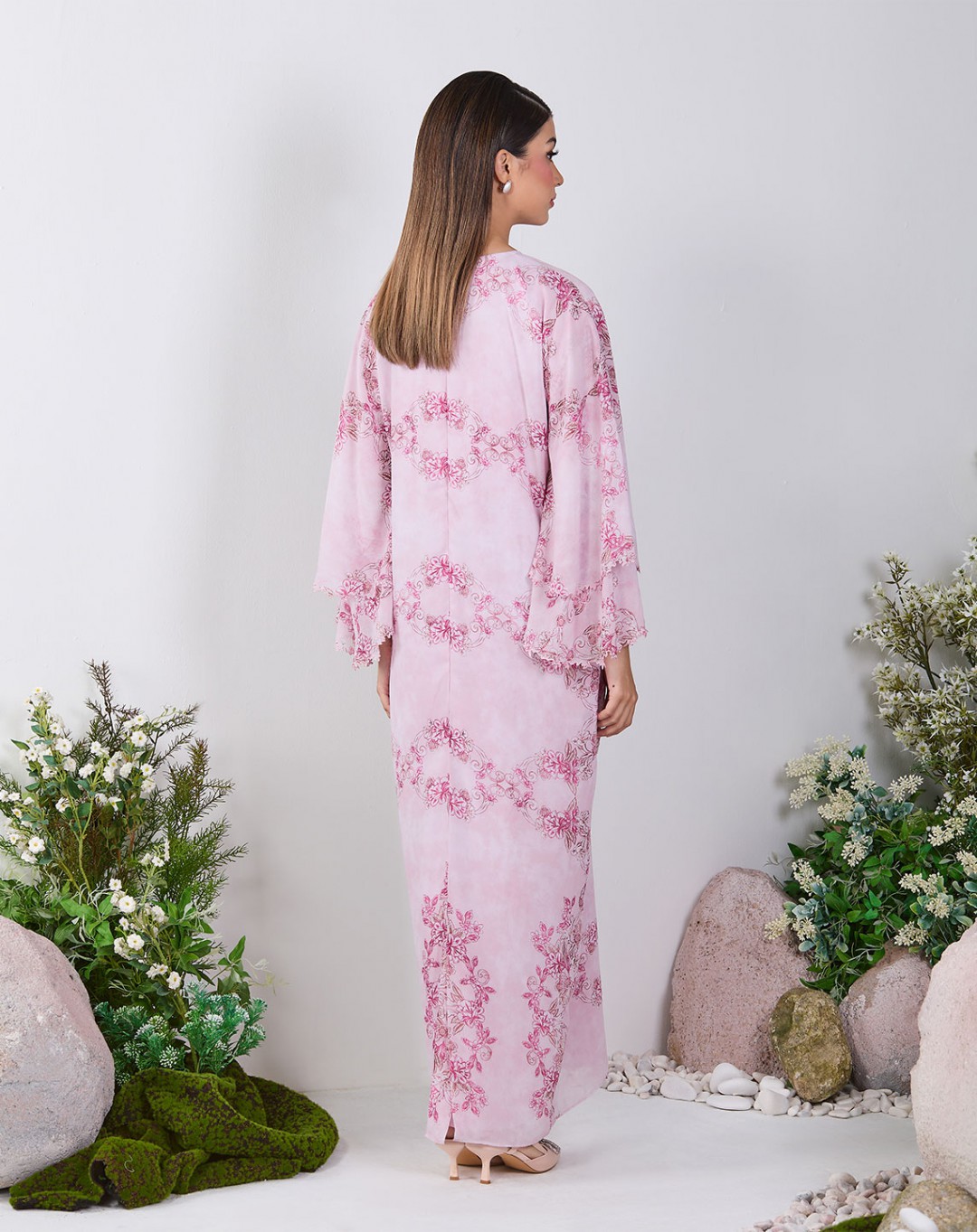 SHREYA KAFTAN