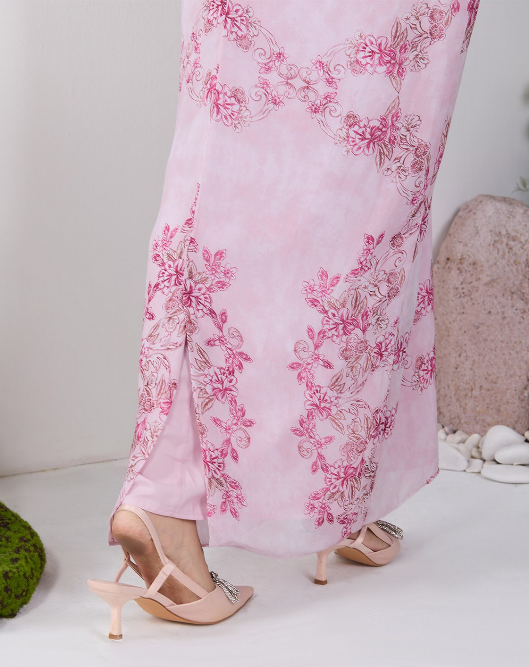 SHREYA KAFTAN