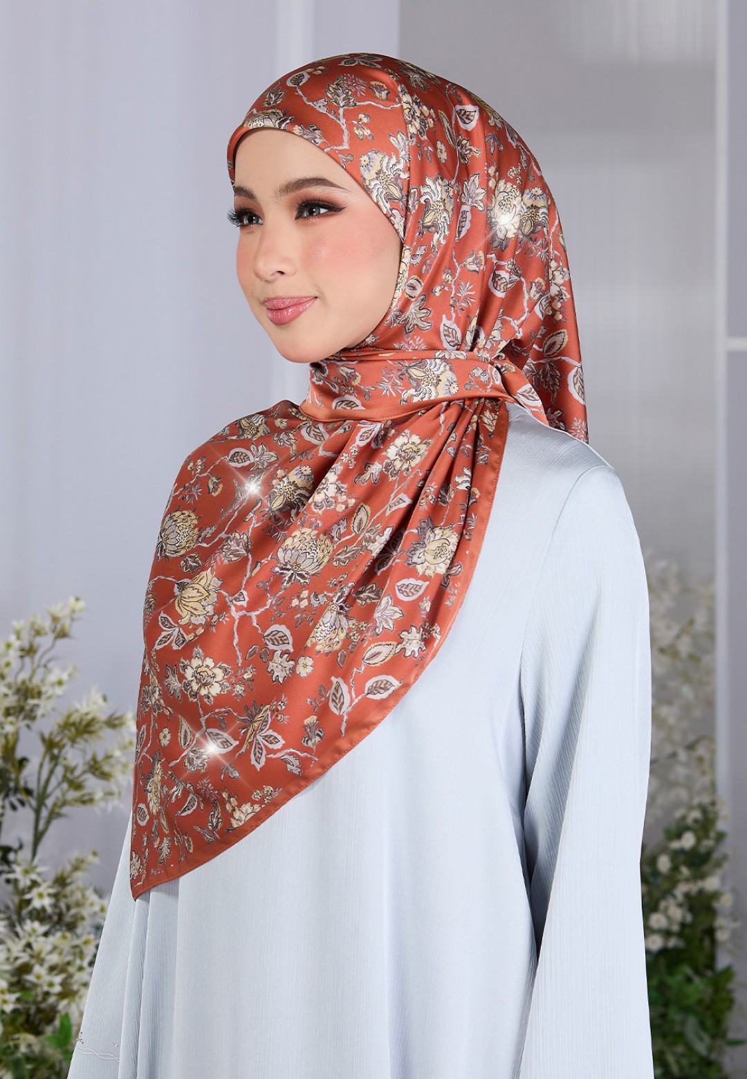 SQ FLUERYN BLOOM PRINTED DIAMOND
