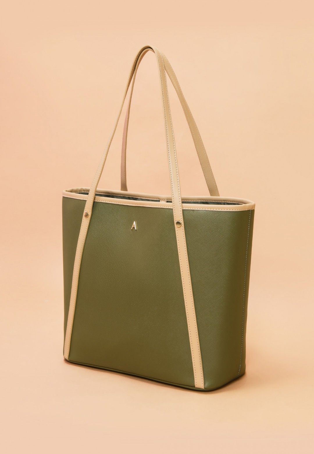 SIGNATURE TOTE BAG