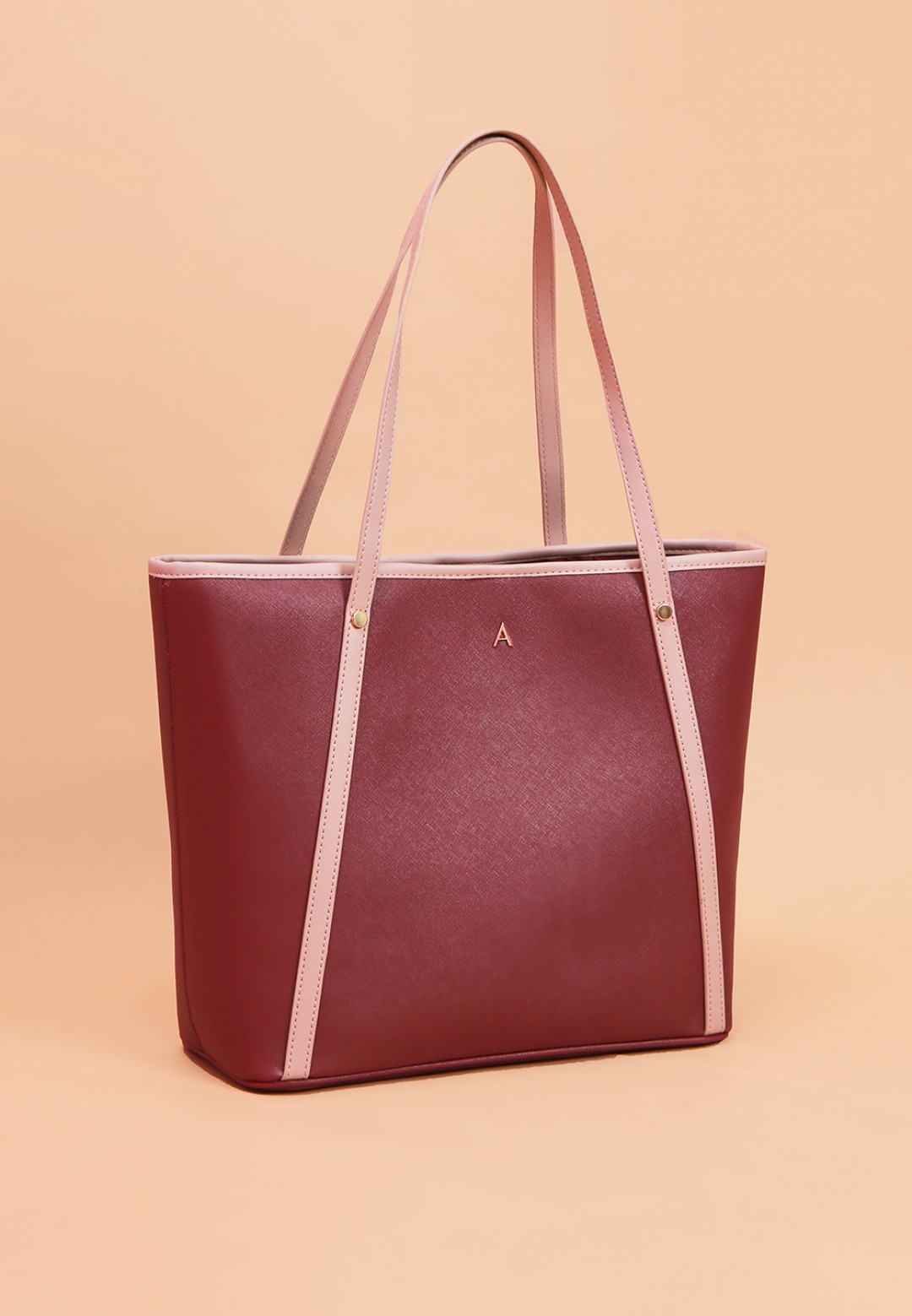 SIGNATURE TOTE BAG