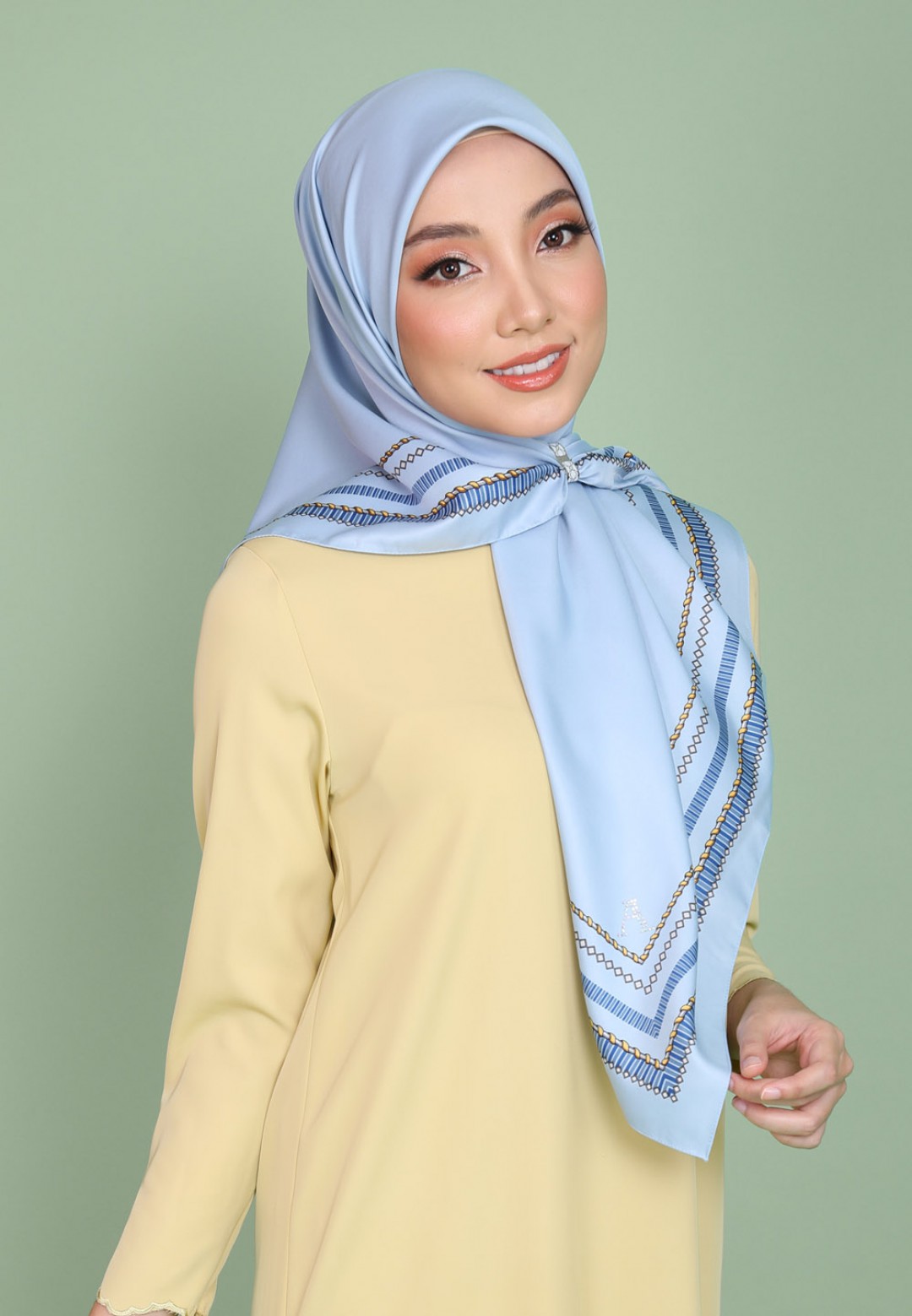 SQ HAZEL TWIST TWILL PTD 190