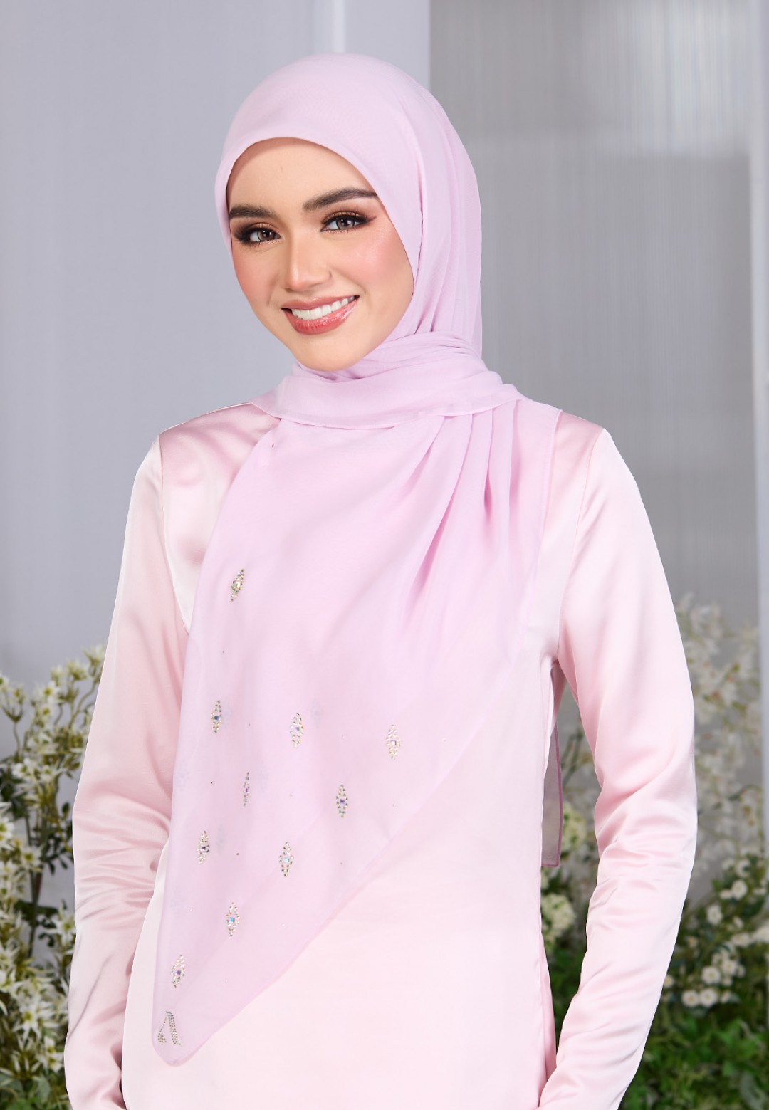 SQ DAZELLE VOILE PLAIN DIAMOND