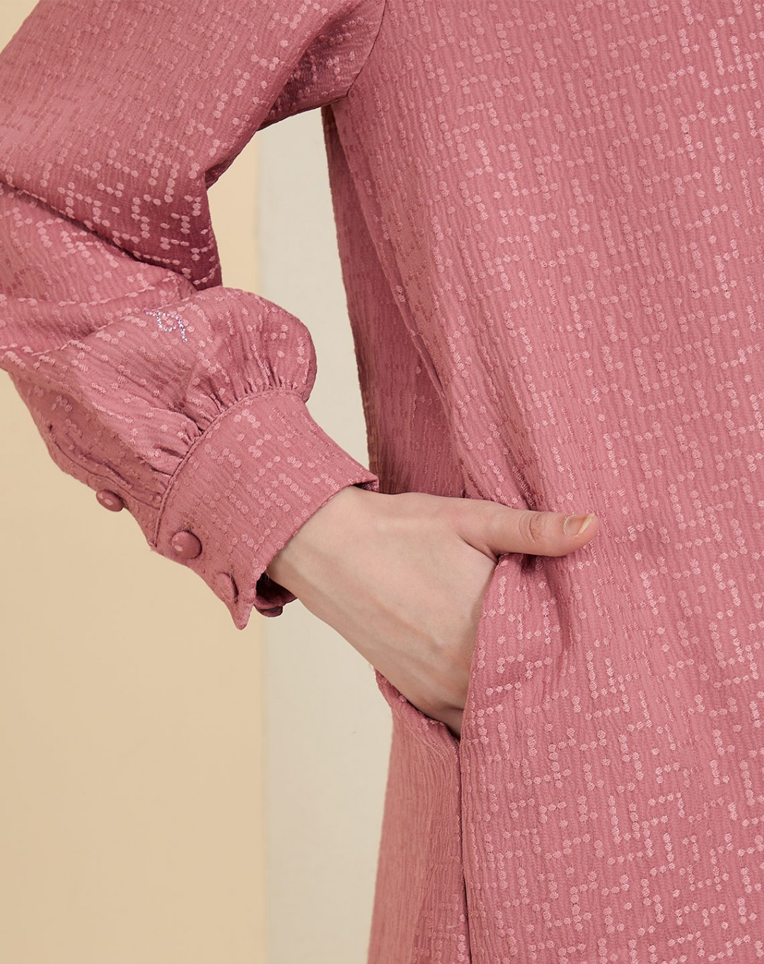 SOMAIA JUBAH
