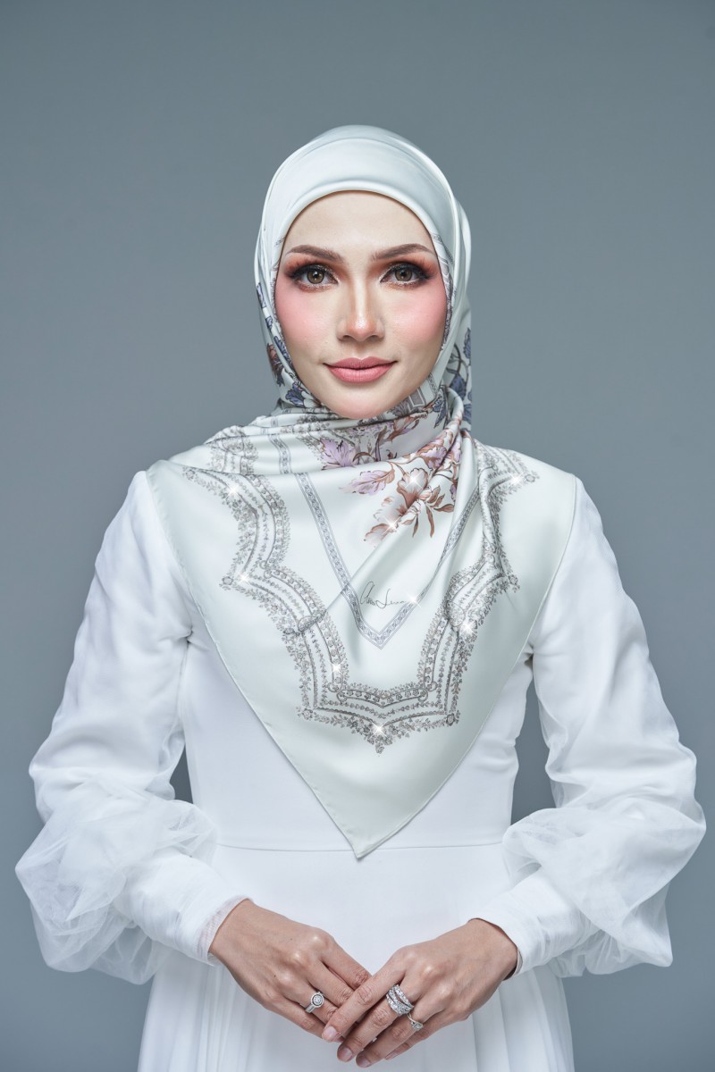 SQUARE ENDLESS BEAU PRINTED DIAMOND