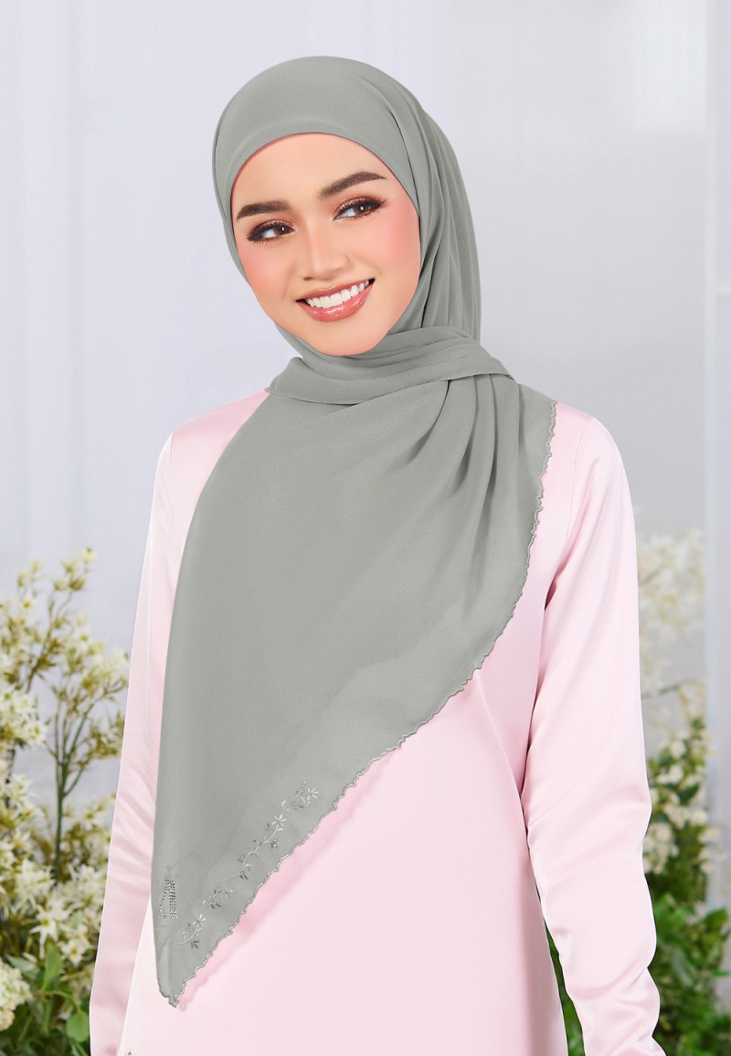 SQ FROSTED LILY VOILE EMBROIDERY DIAMOND