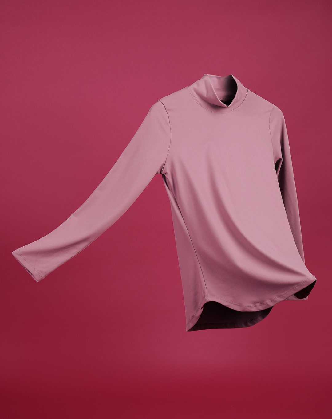 SWOOSH HIGH-NECK TOP