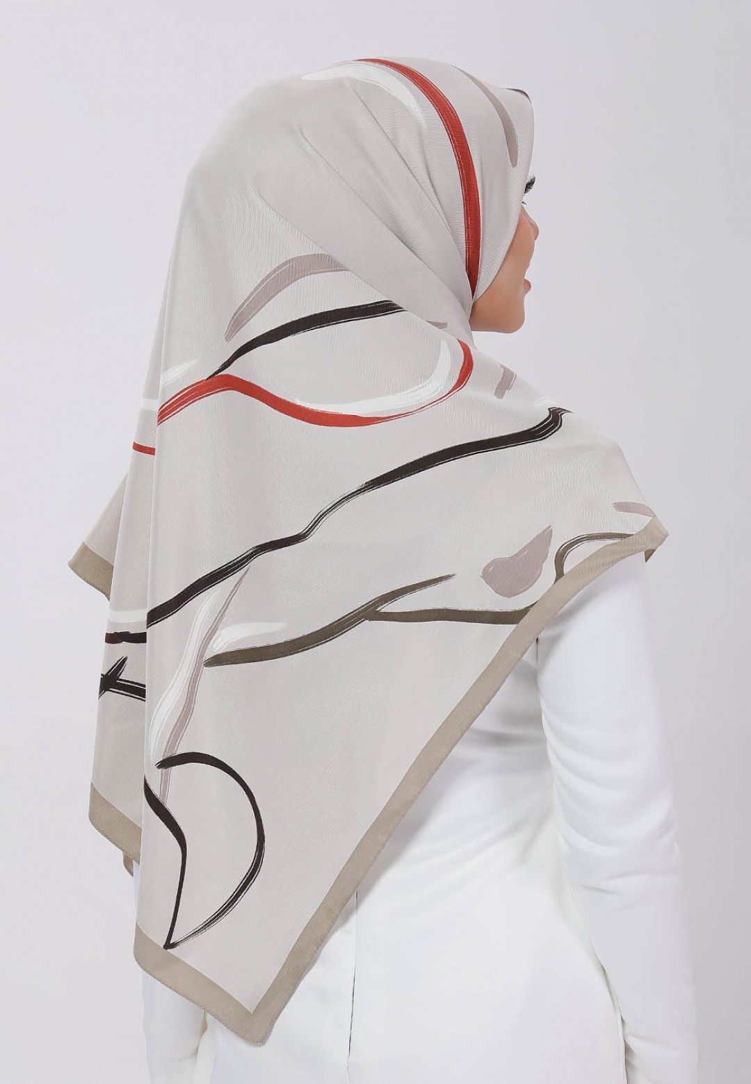 SQ BEIGE SENORITA PTD 199