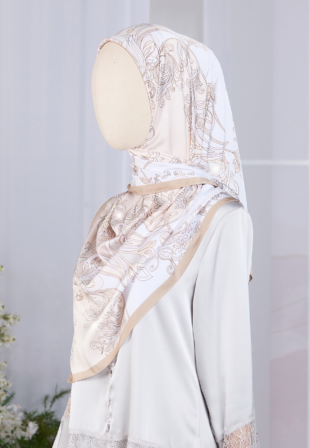 SQ MAGNOLISSE PRINTED DIAMOND