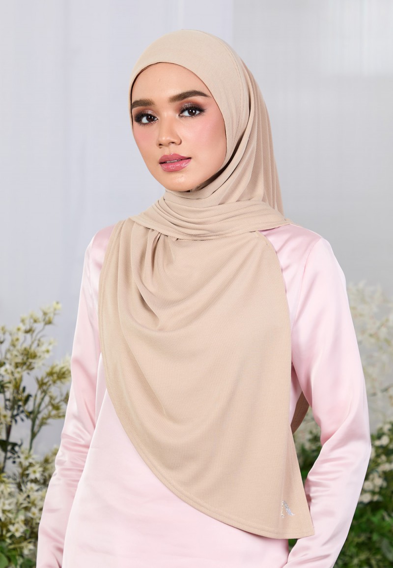 INSTANT TANYA SLIT PLAIN