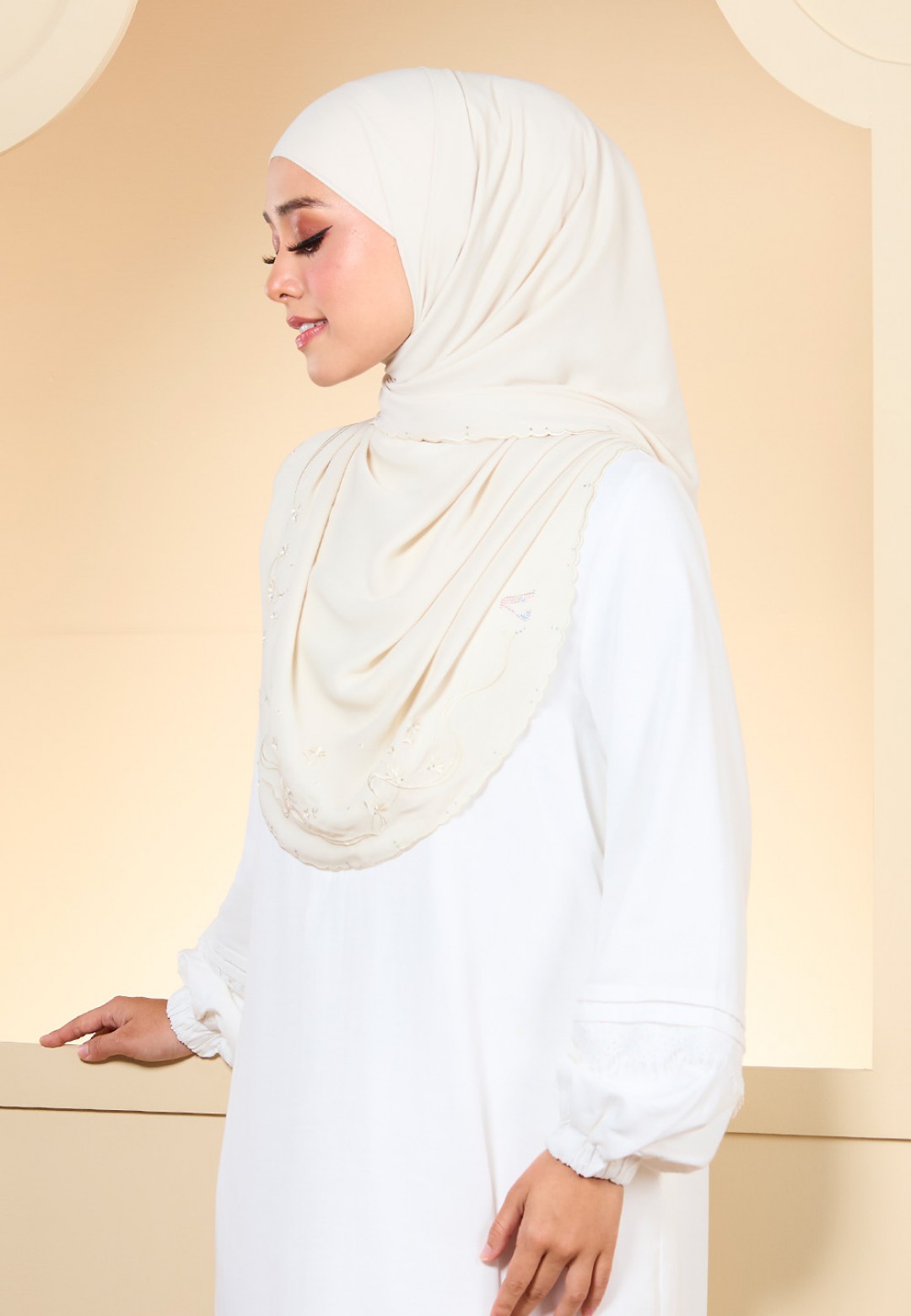 SHAWL JUITA PLAIN EMBROIDERY
