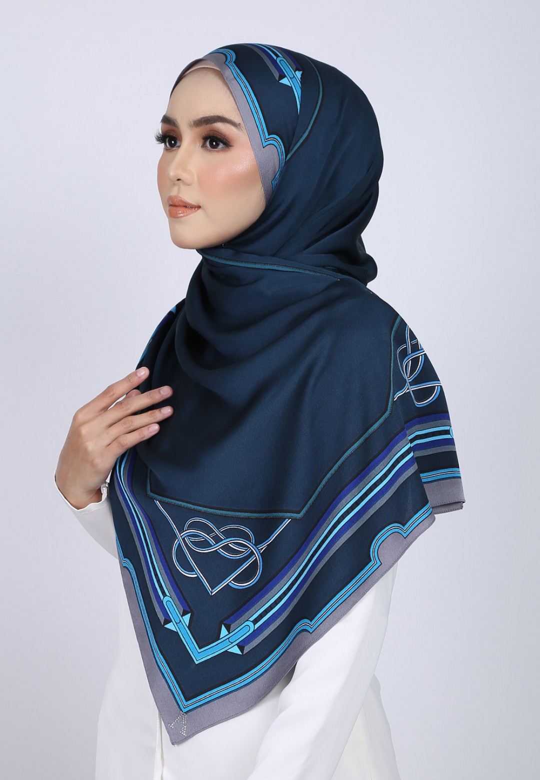 SHAWL LINER PTD 219