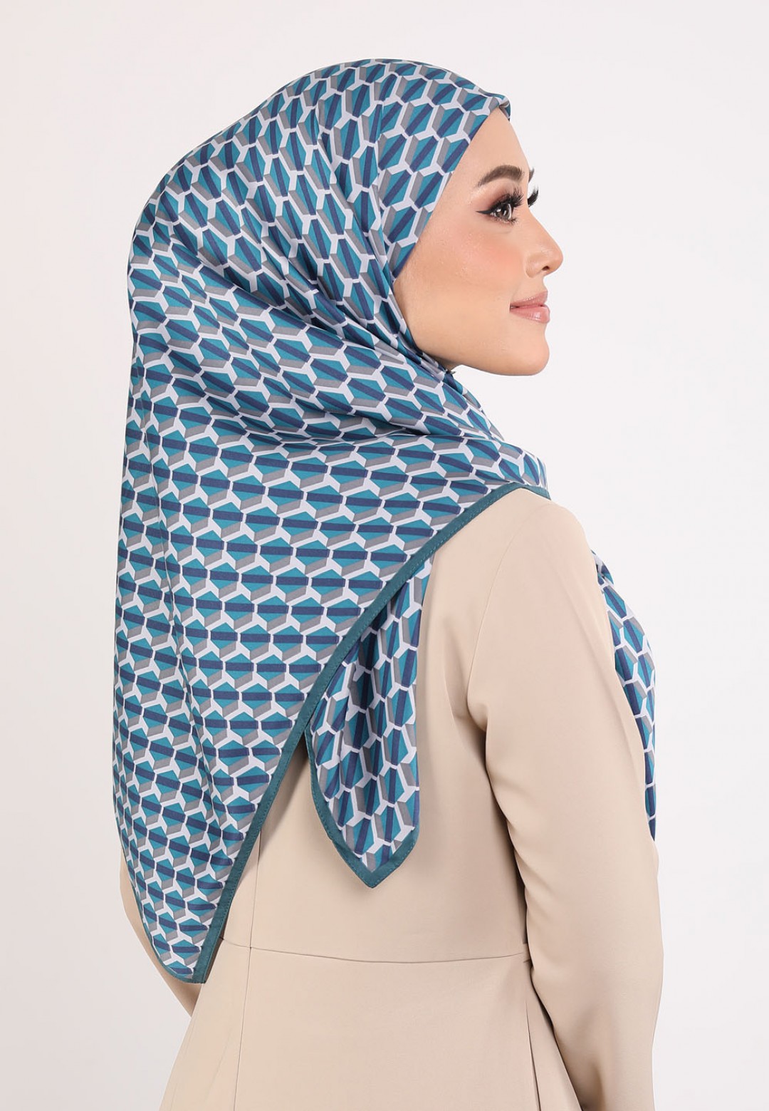 SQ CHIC LYLA 190