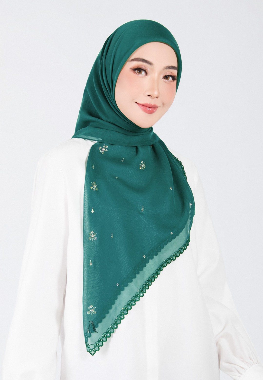 SQ ARIA GLEAM VOILE EMBROIDERY DIAMOND