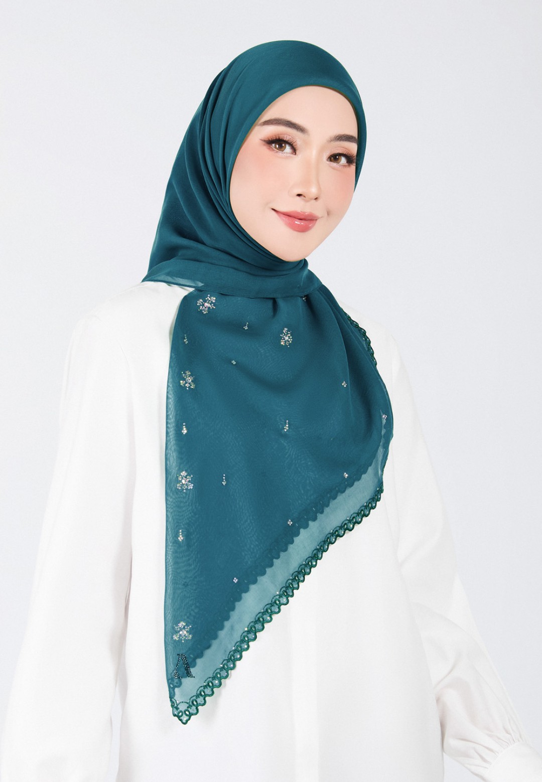 SQ ARIA GLEAM VOILE EMBROIDERY DIAMOND
