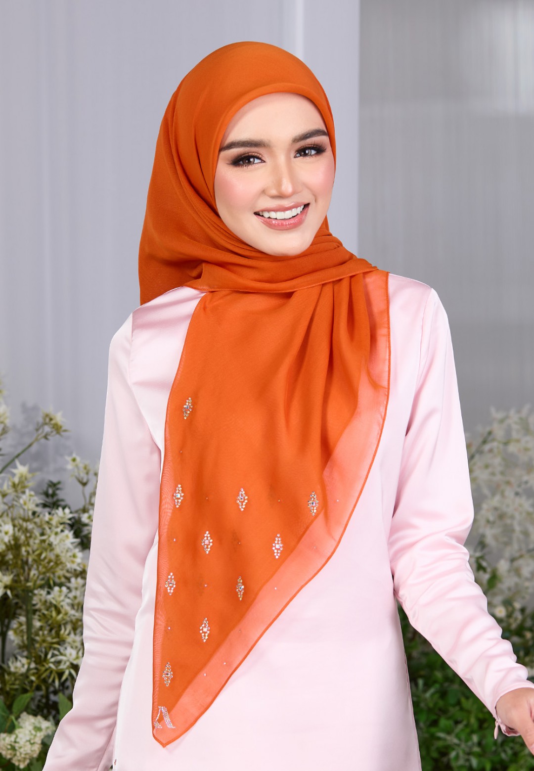SQ DAZELLE VOILE PLAIN DIAMOND
