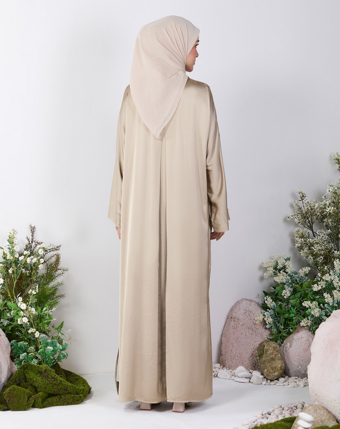 THURAYA JUBAH