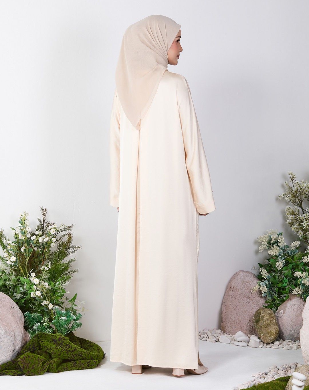 THURAYA JUBAH
