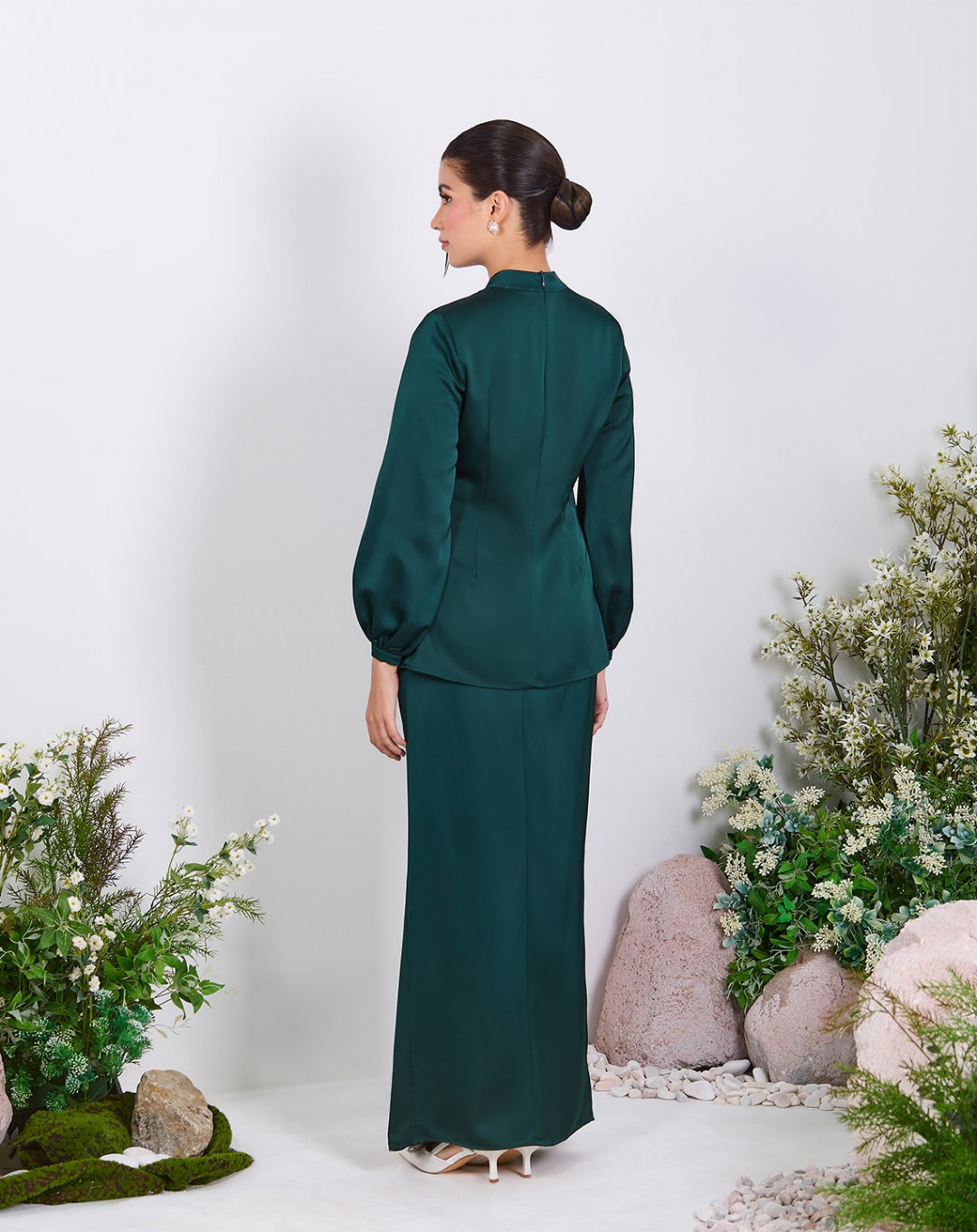 TIHANI BAJU KURUNG