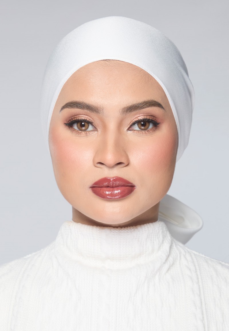 TINTED LIP OIL