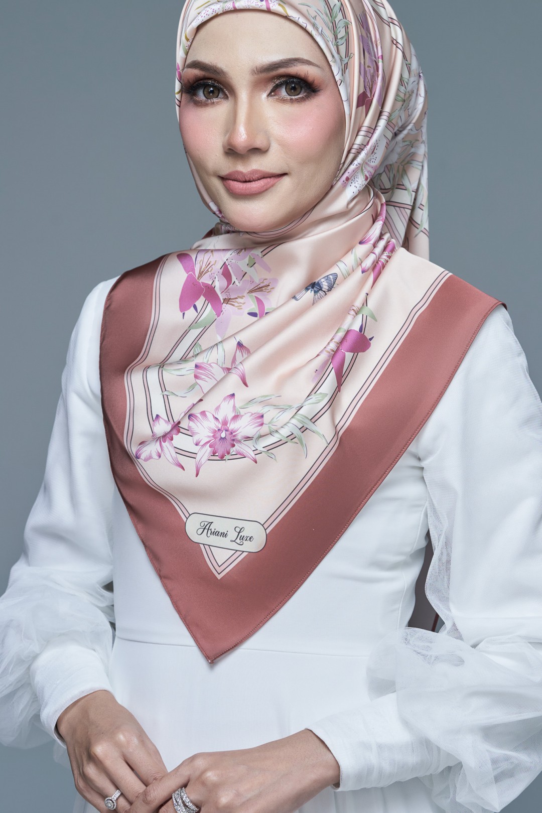 SQUARE SILVIA PRINTED 179