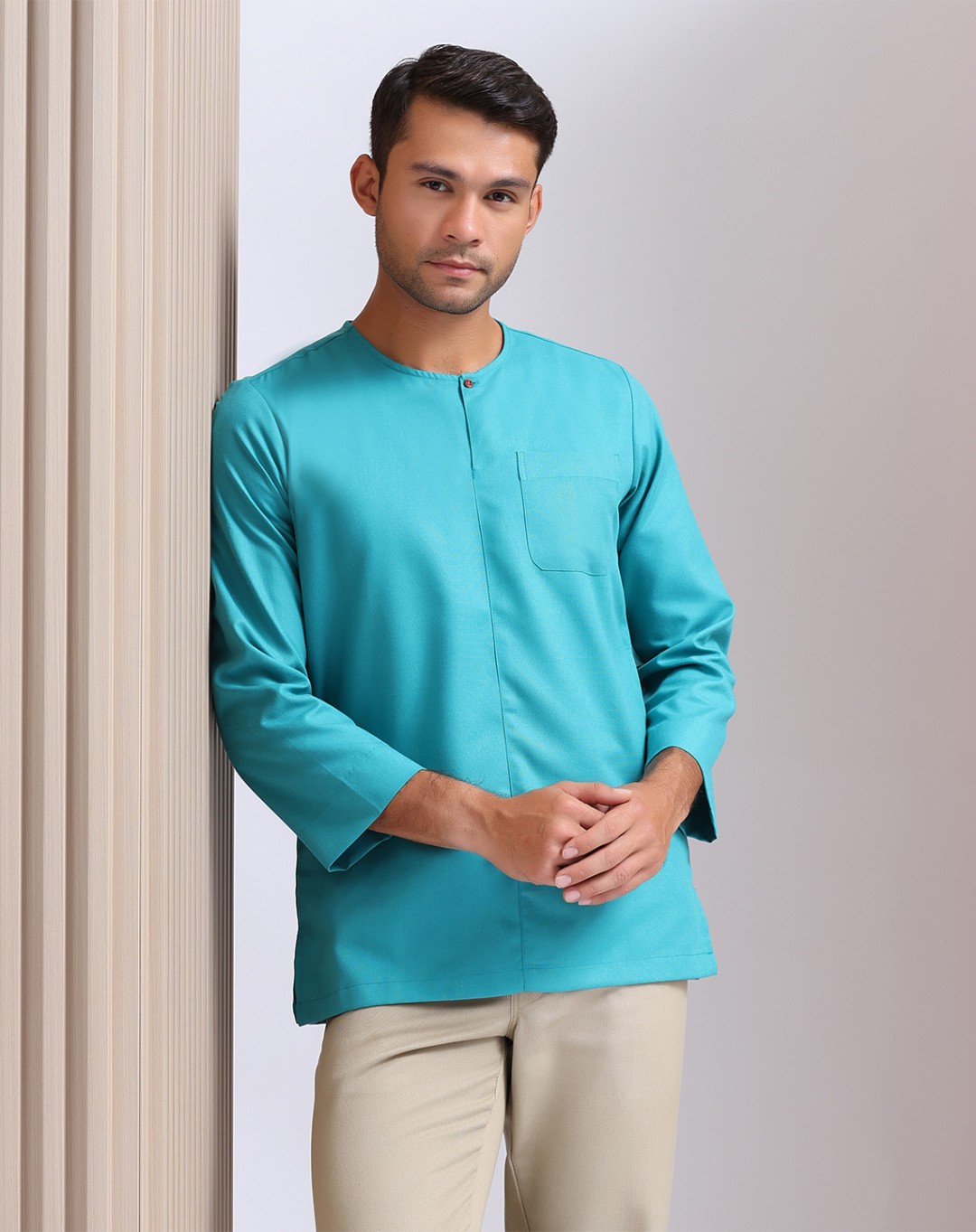 KURTA ABBAS