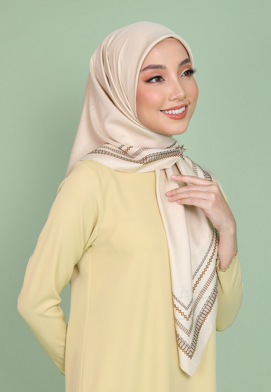 SQ HAZEL TWIST TWILL PTD 190