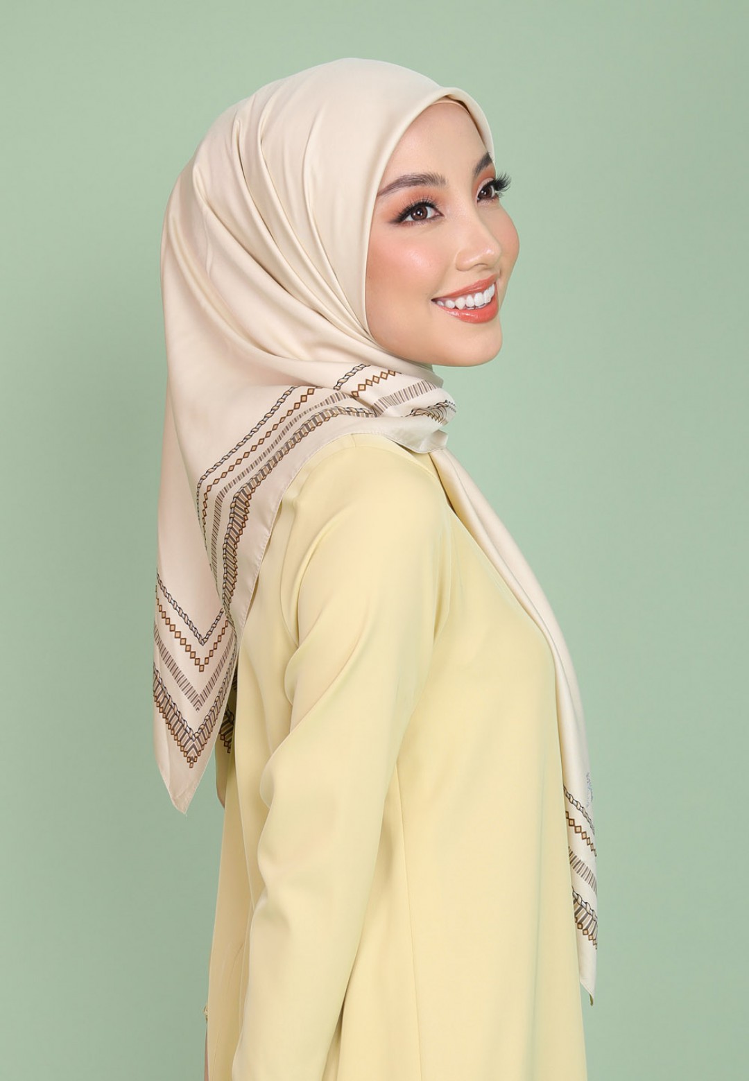 SQ HAZEL TWIST TWILL PTD 190