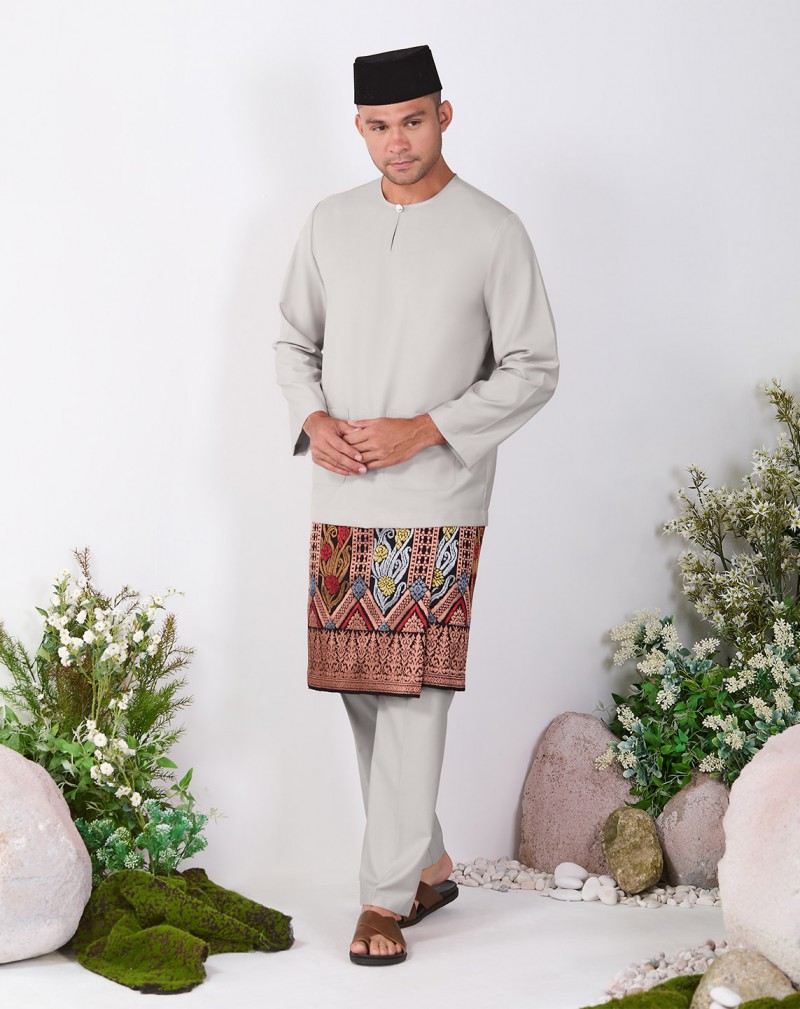 THORIQ BAJU MELAYU