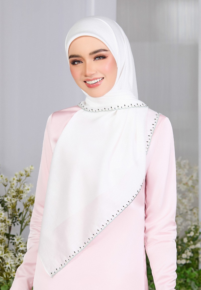 SQ POINTILLE PLAIN EMBROIDERY