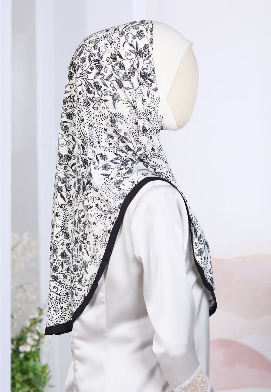 TIARA PETALUNA PTD SOFT AWNING (STD)