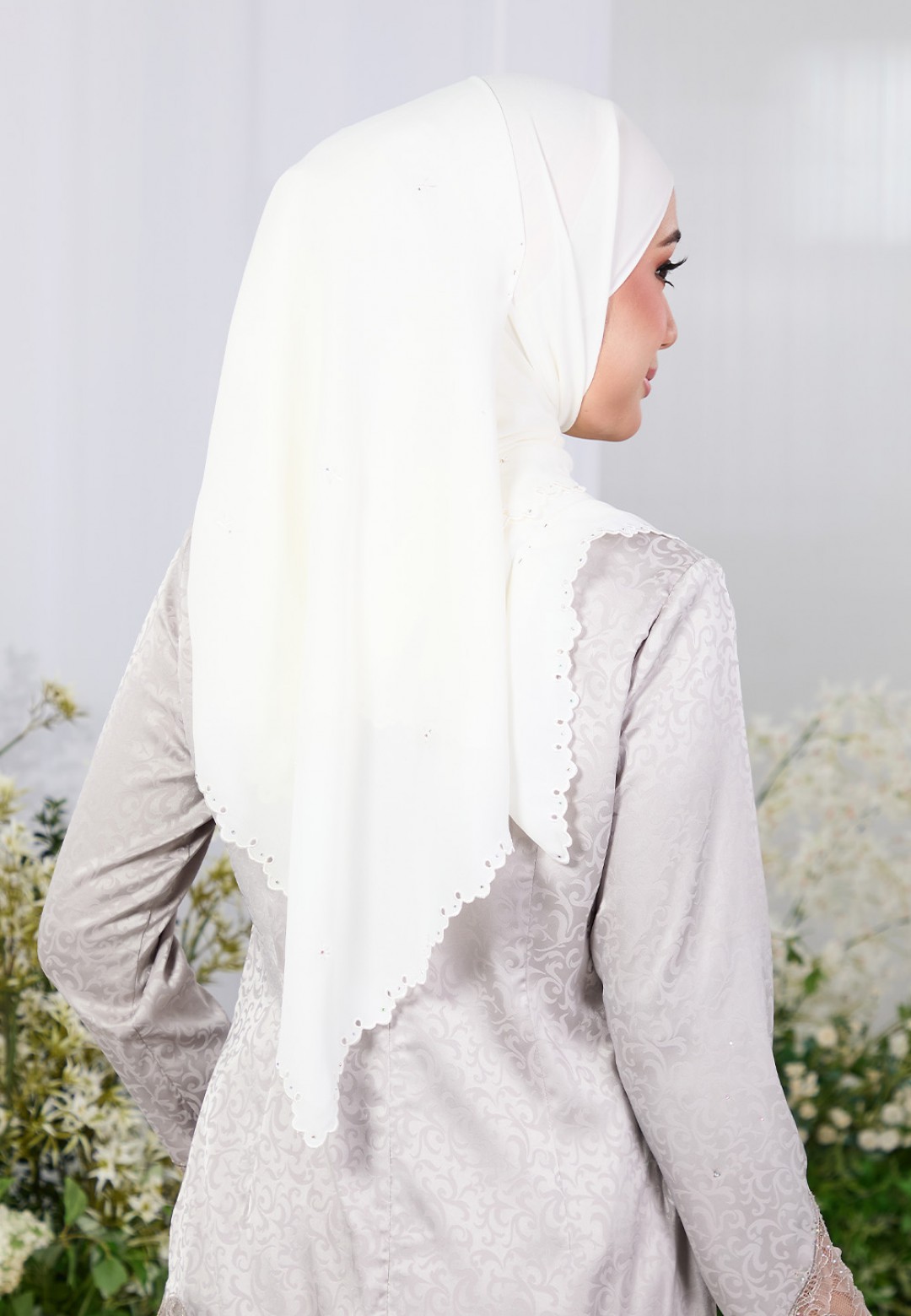 SHAWL ZARRA PLAIN EMBROIDERY