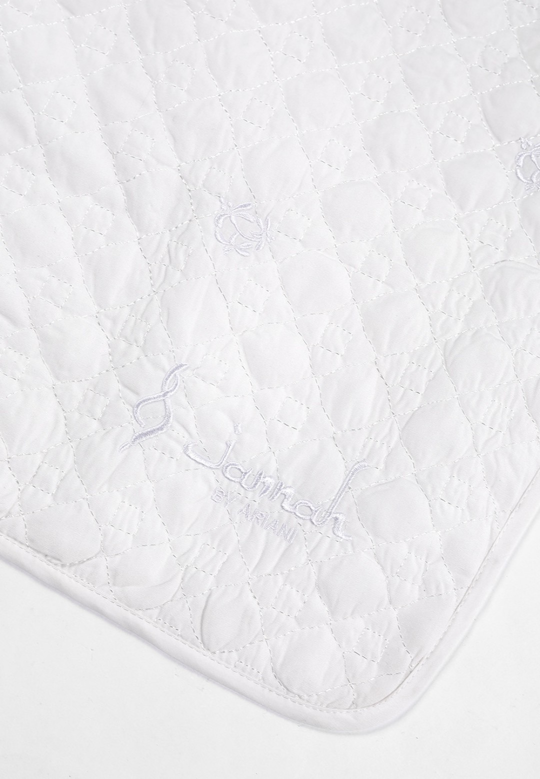 SAHAR MINI PRAYER MAT (MEDIUM)