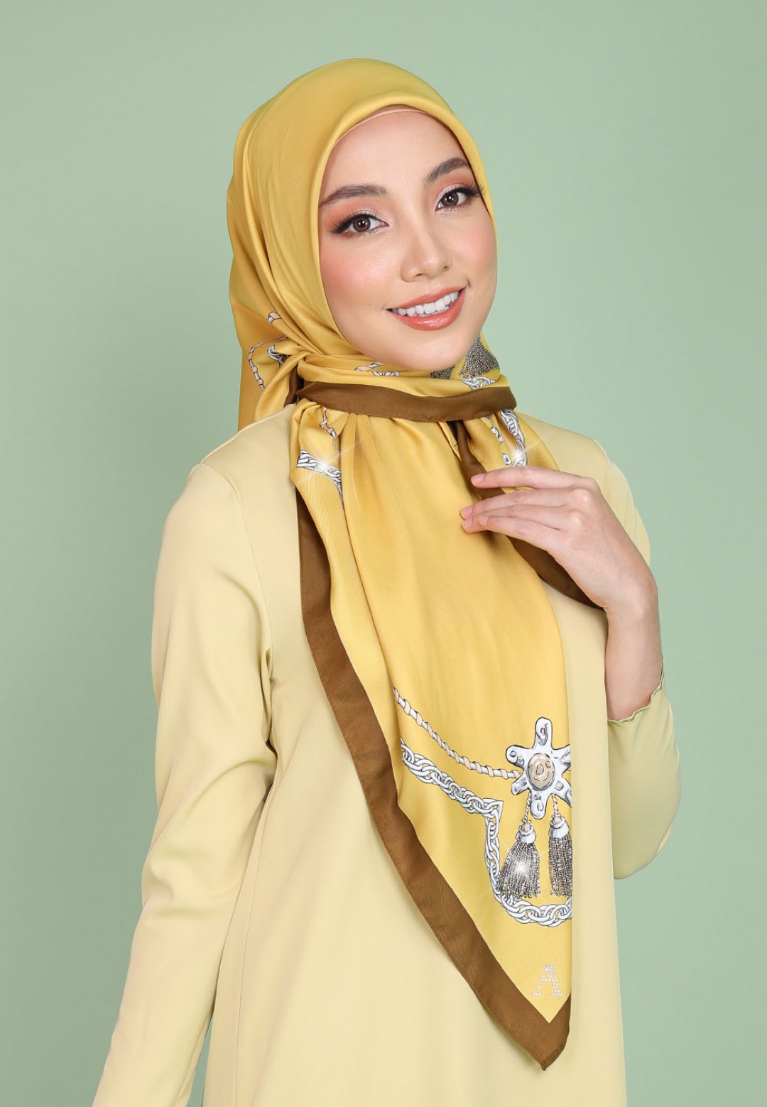 SQ TWIN TASSEL PTD DIAMOND 289