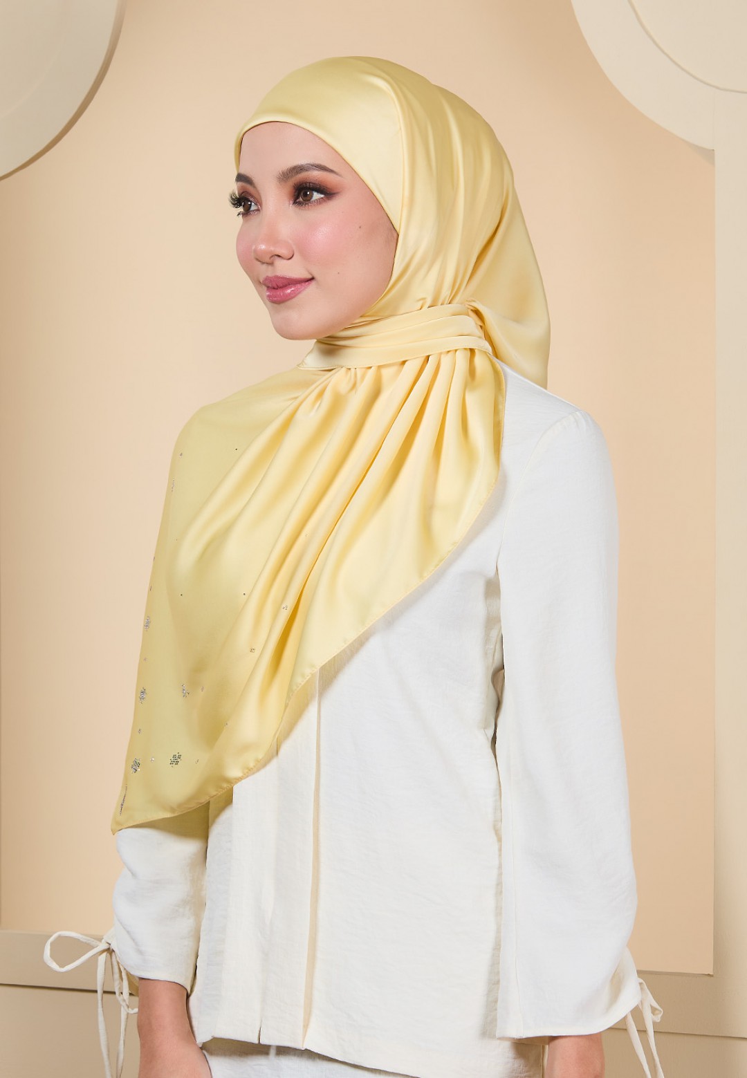 SQ GRACE FAYRA PLAIN DIAMOND