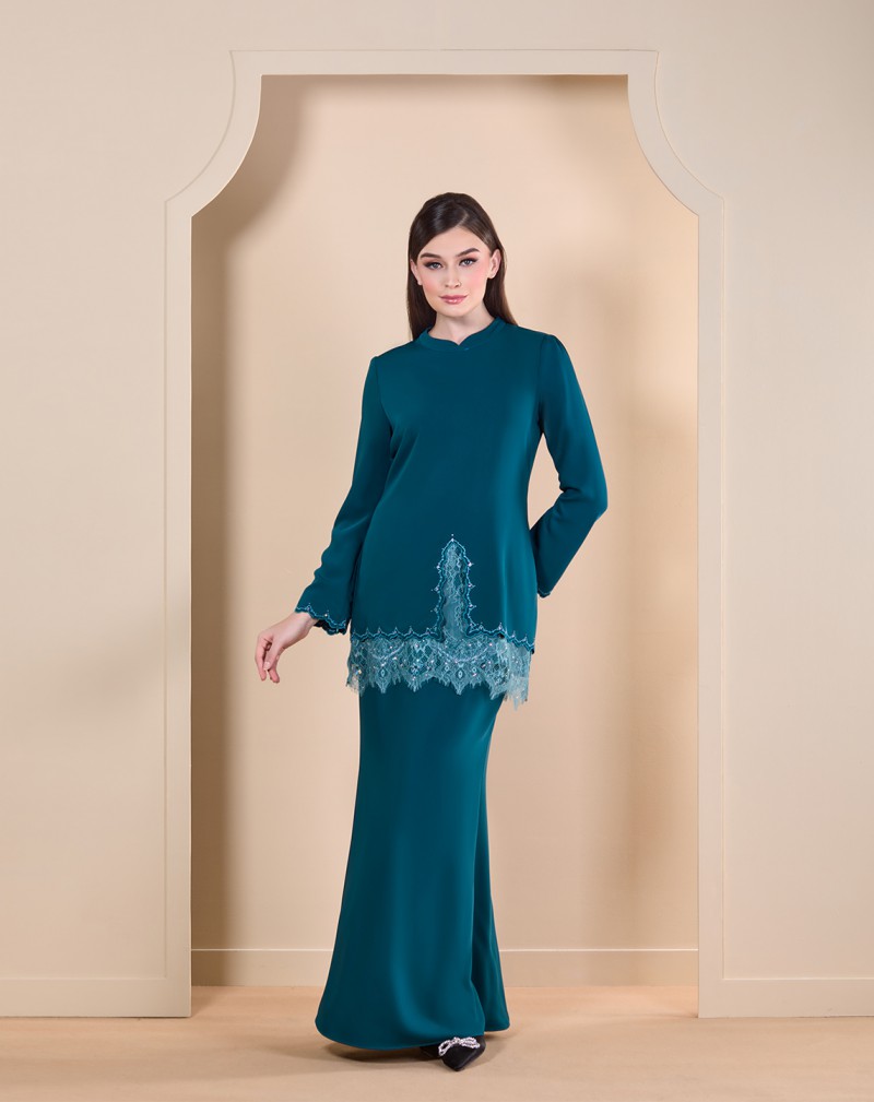 YULIA BAJU KURUNG