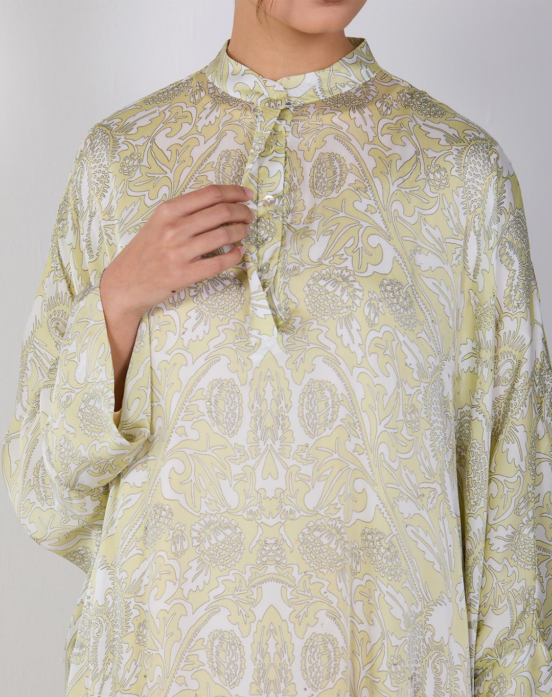 ZUHRIYA JUBAH