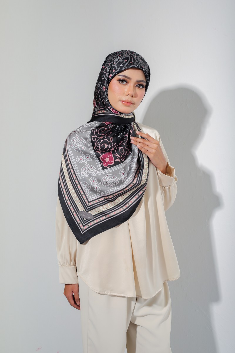 SQUARE ZARELA PRINTED
