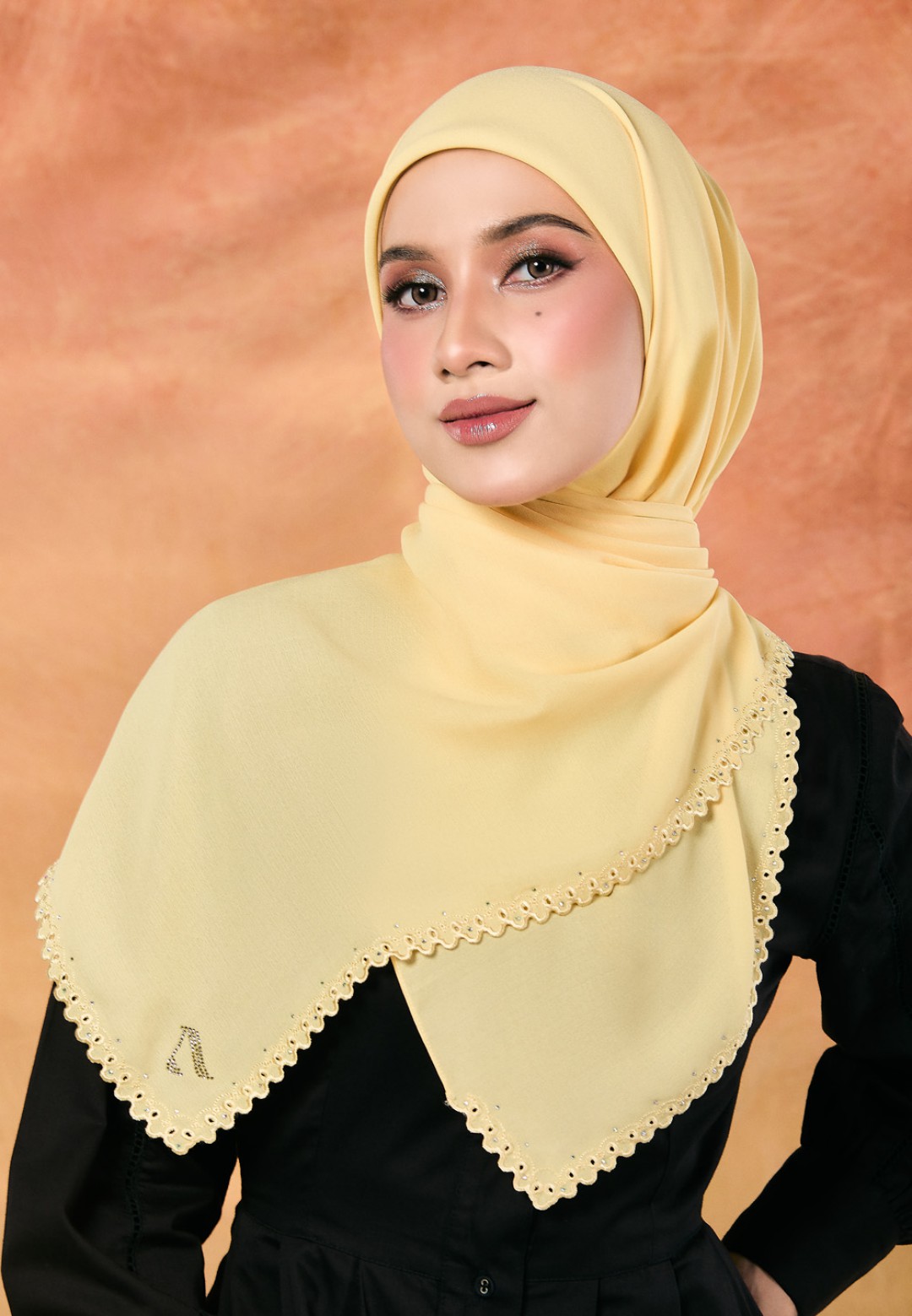 SQ FLORIVEN PLAIN EMBROIDERY DIAMOND