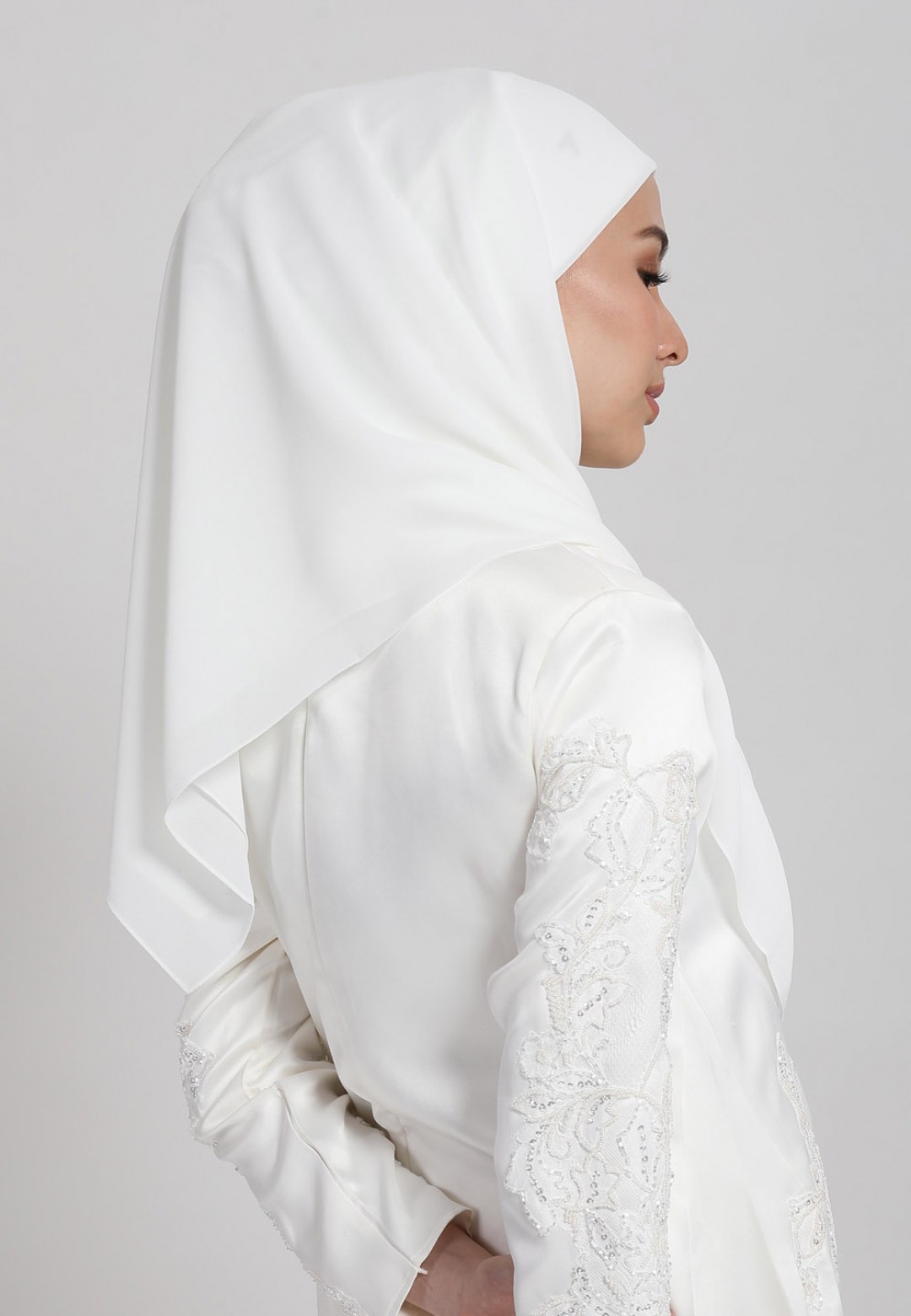 AQAD SQUARE BRIDAL