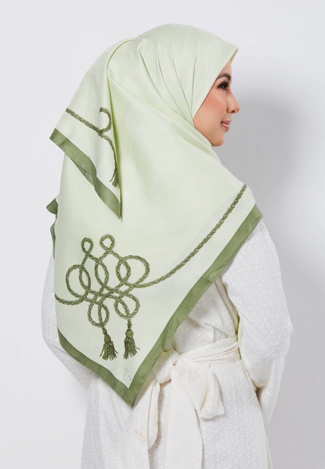 SQ 199 MAYRAA JACQUARD TWILL