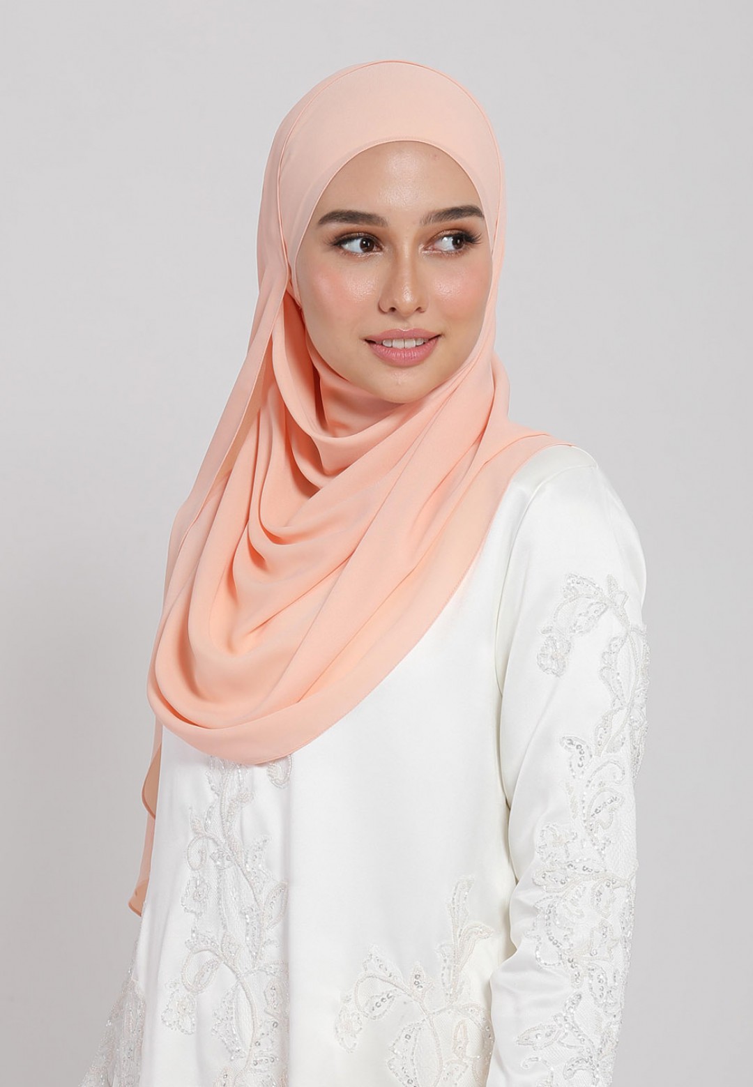 NEQAH SHAWL BRIDAL